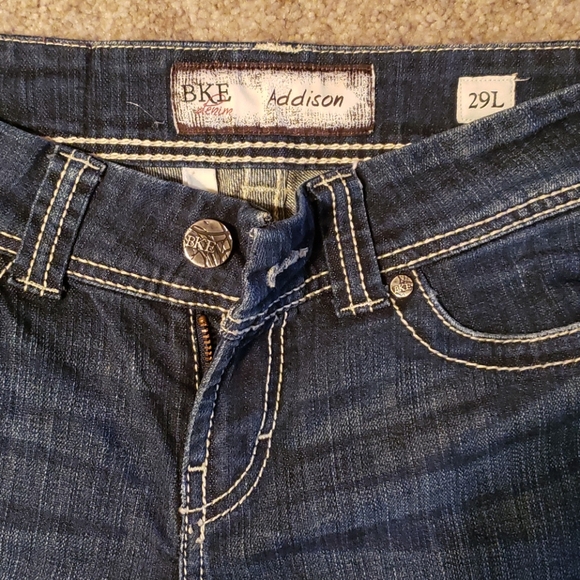 Jeans - Picture 2 of 3